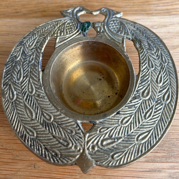 Vintage brass peacock votive candle holder - Picture 3 of 5